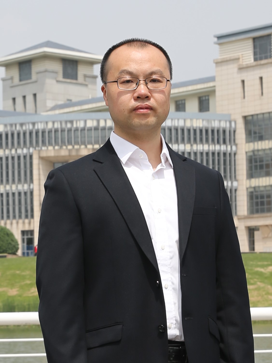 张璐（Lu Zhang）